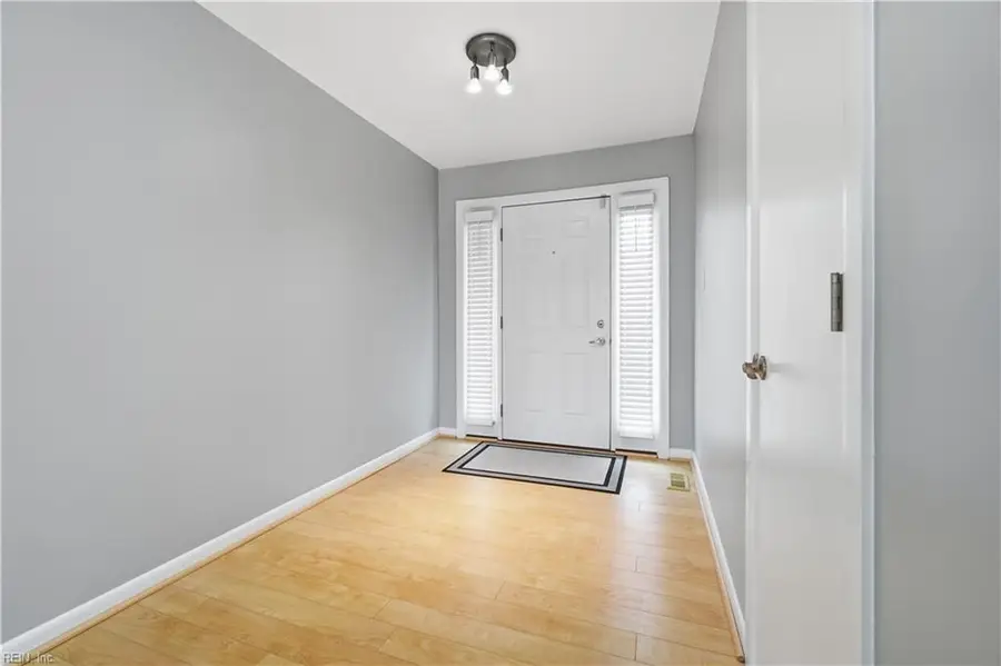 4165 Stonebridge Landing, Chesapeake, VA 23321 - #2