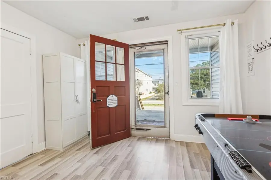 757 W Ocean View Avenue, Norfolk, VA 23503 - #2