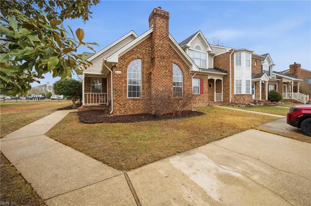 400 S Lake Circle, Chesapeake, VA 23322 - #1