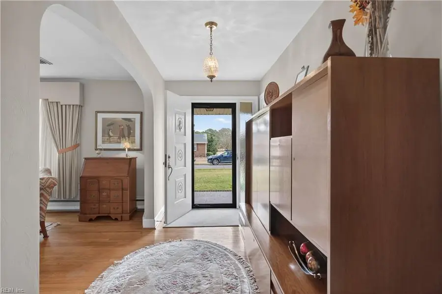 9 Fairway Drive, Portsmouth, VA 23701 - #3