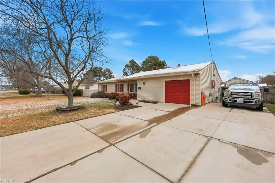 176 Herndon Road, Virginia Beach, VA 23462 - #3