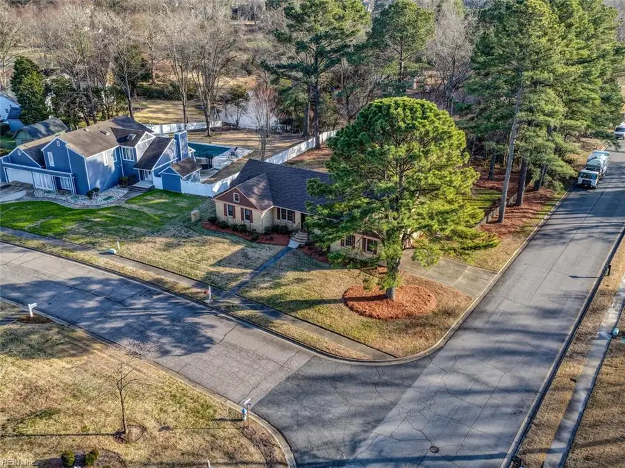 3809 Harding Drive, Chesapeake, VA 23321 - #2