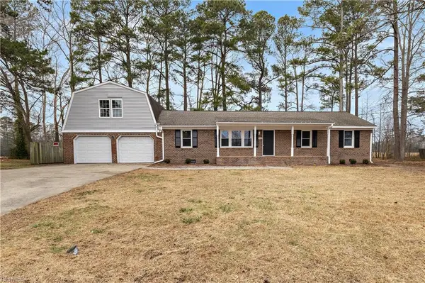 3025 Woodlawn Drive, Suffolk, VA 23434