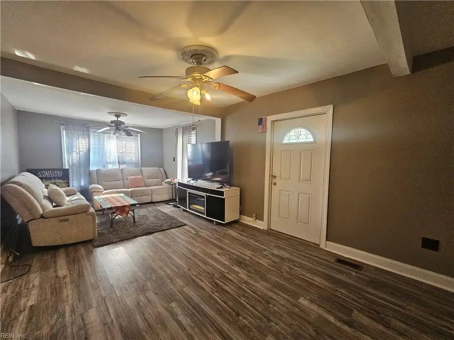 226 Maple Avenue, Newport News, VA 23607 - #2