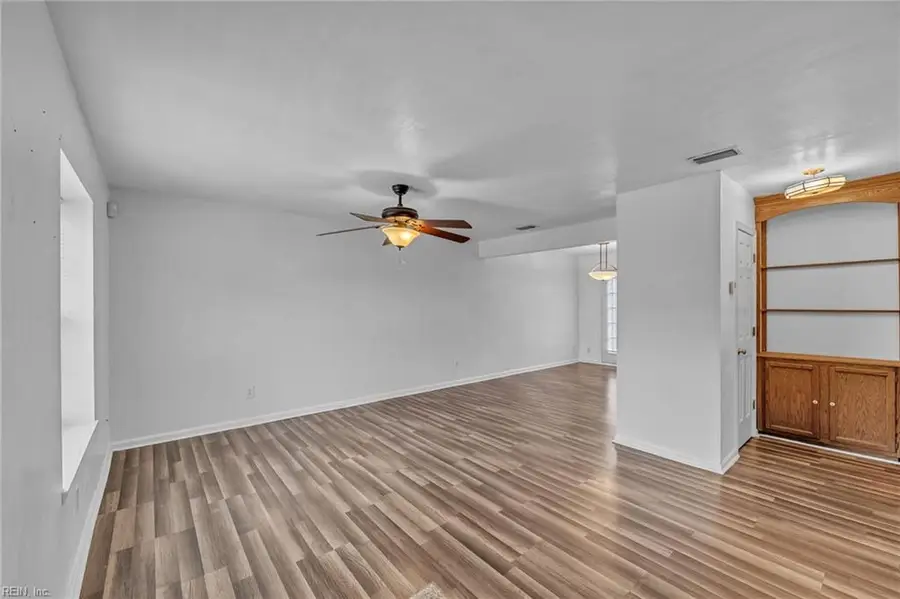 809 Huntly Drive, Chesapeake, VA 23320 - #3