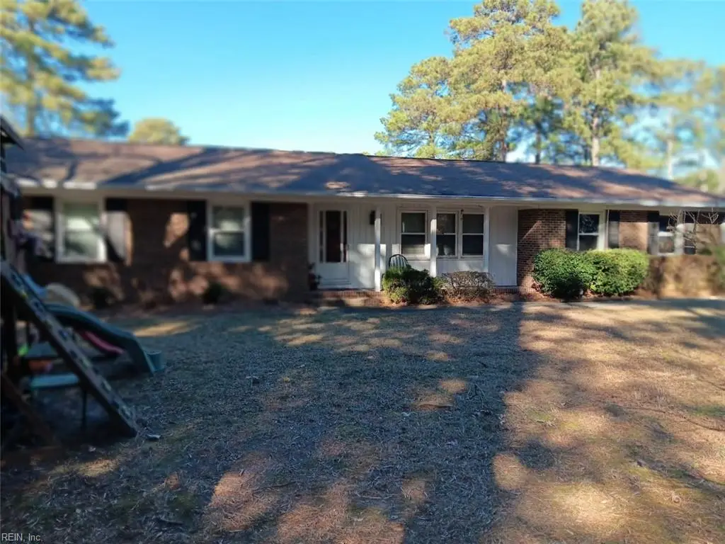 8335 Little England Road, Hayes, VA 23072 - #1