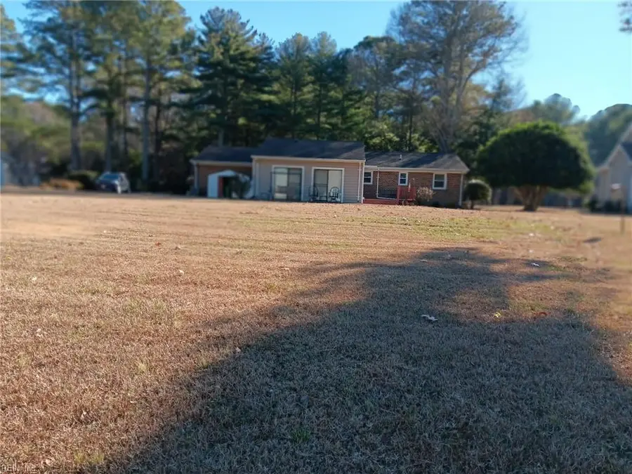 8335 Little England Road, Hayes, VA 23072 - #2