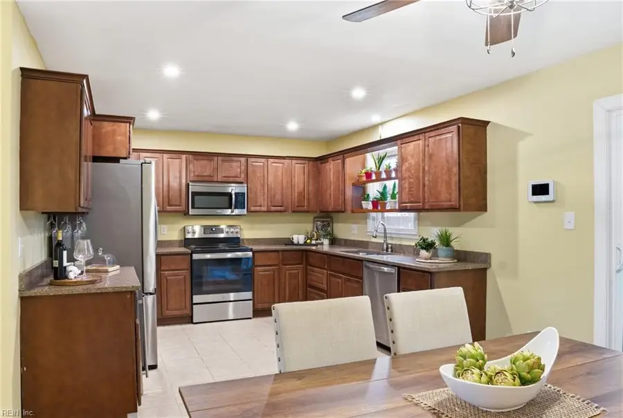 4017 Timberland Drive, Portsmouth, VA 23703 - #3