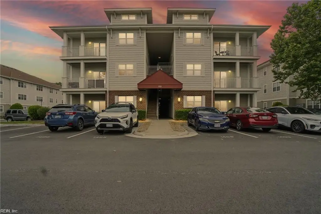 924 Southmoor Drive #204, Virginia Beach, VA 23455 - #1