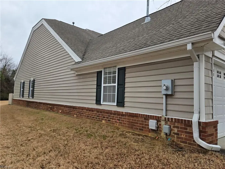 125 Lands End Lane, Carrollton, VA 23314 - #2