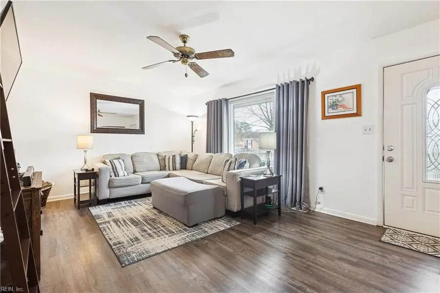 176 Hawthorne Drive, Newport News, VA 23602 - #3