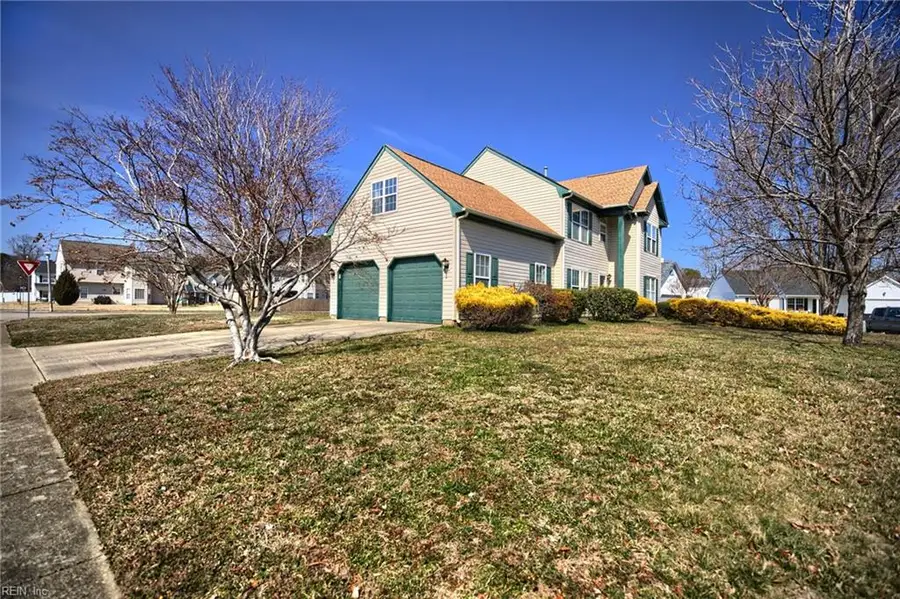 6 Gallaer Court, Hampton, VA 23666 - #2