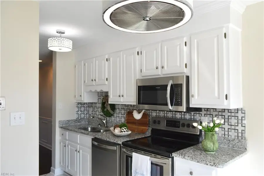 170 River Point Drive, Suffolk, VA 23434 - #2