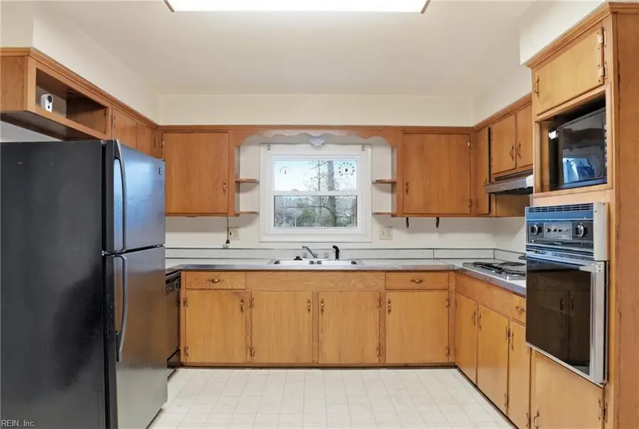 4716 Thoroughgood Drive, Virginia Beach, VA 23455 - #2