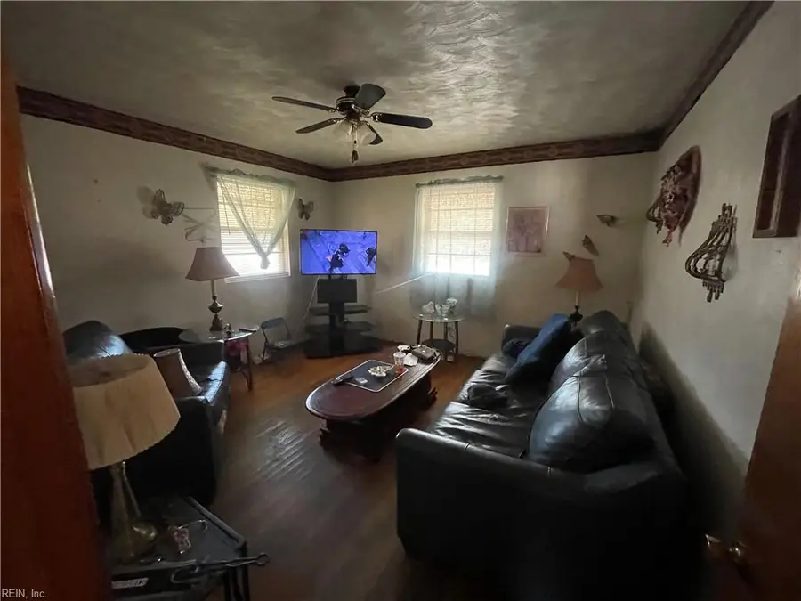 1212 Rowe Street, Hampton, VA 23669 - #3