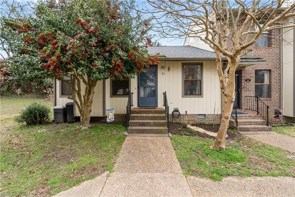 24 James Square, Williamsburg, VA 23185