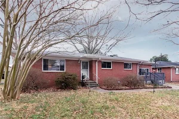 881 Hopwood Lane, Virginia Beach, VA 23455