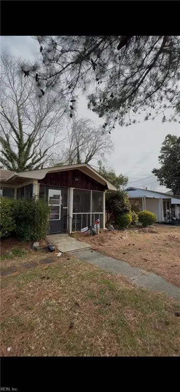 2713 Roanoke Avenue, Portsmouth, VA 23704 - #2