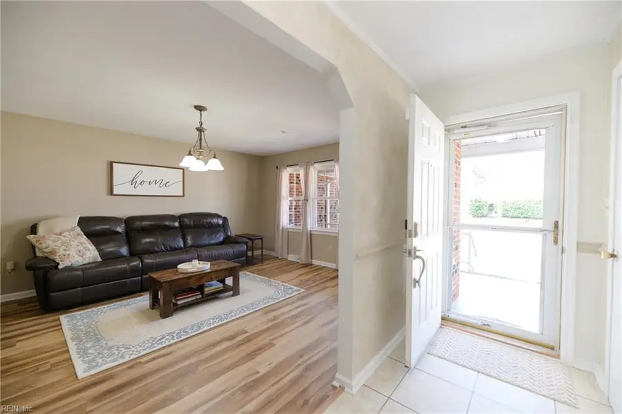 49 Wendfield Circle, Newport News, VA 23601 - #3
