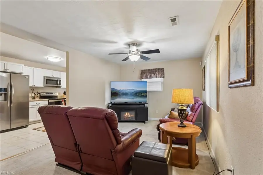 882 Cheyenne Drive, Newport News, VA 23608 - #3