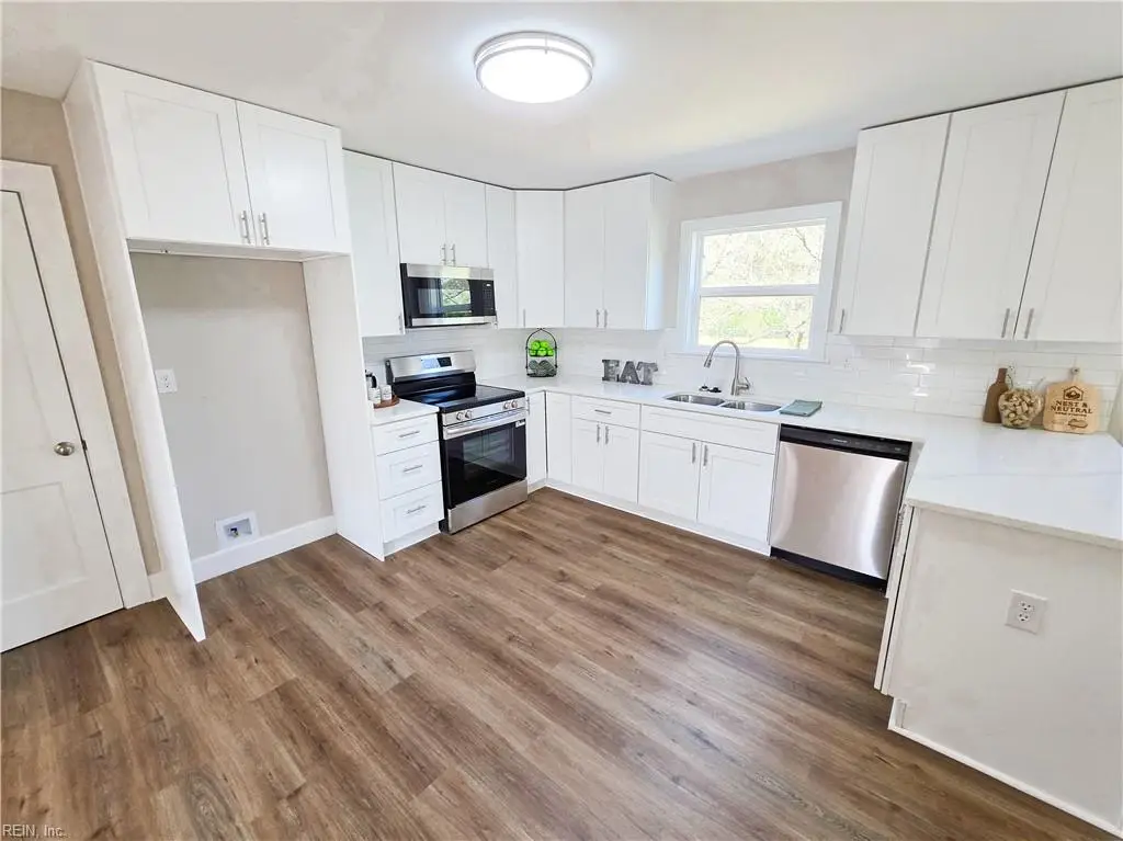 450 Kemp Lane, Chesapeake, VA 23325 - #1