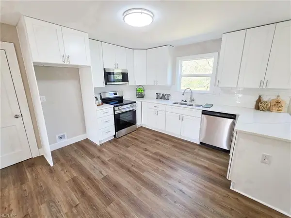 450 Kemp Lane, Chesapeake, VA 23325