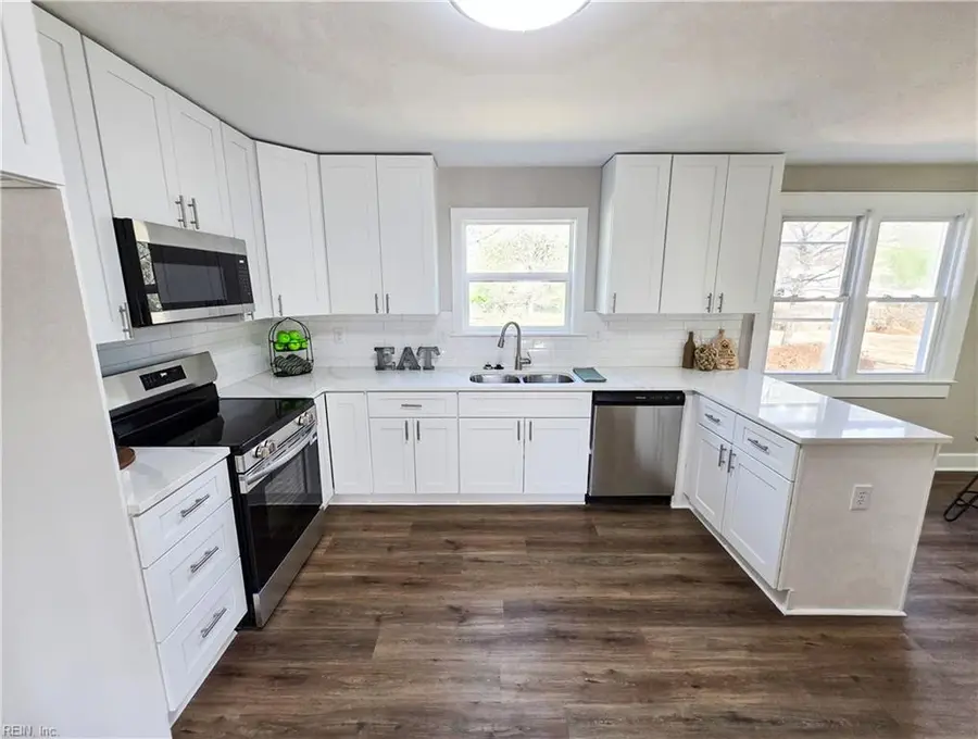 450 Kemp Lane, Chesapeake, VA 23325 - #2