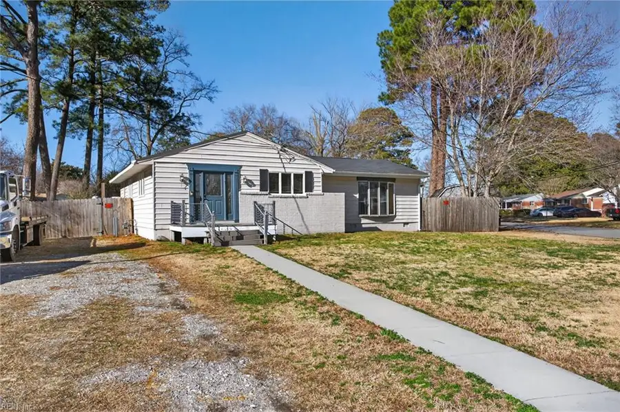 1 Vickers Court, Portsmouth, VA 23701 - #2