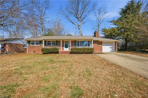 195 Beechmont Drive, Newport News, VA 23608