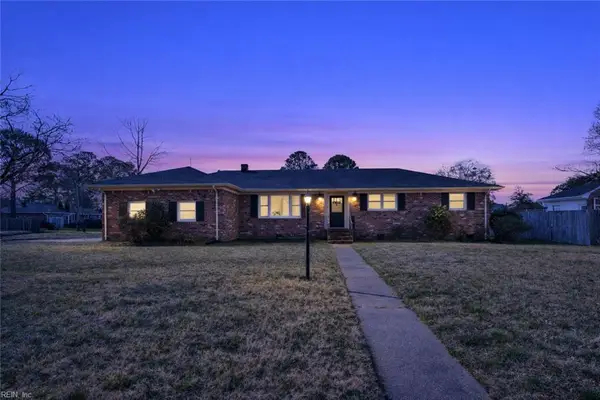 524 Summit Ridge Drive, Chesapeake, VA 23322