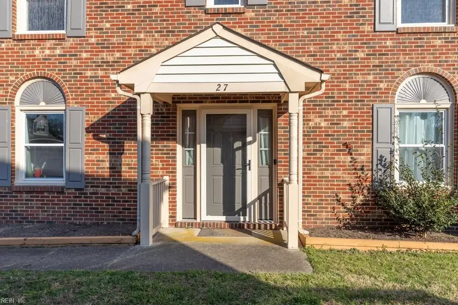 27 Dawn Lane, Hampton, VA 23666 - #3