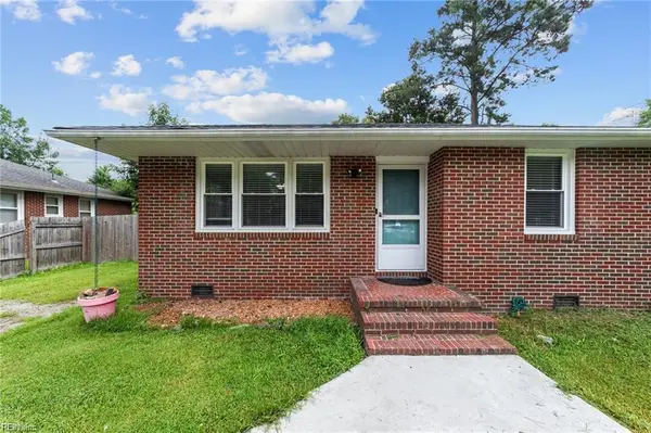 2856 Flag Road, Chesapeake, VA 23323