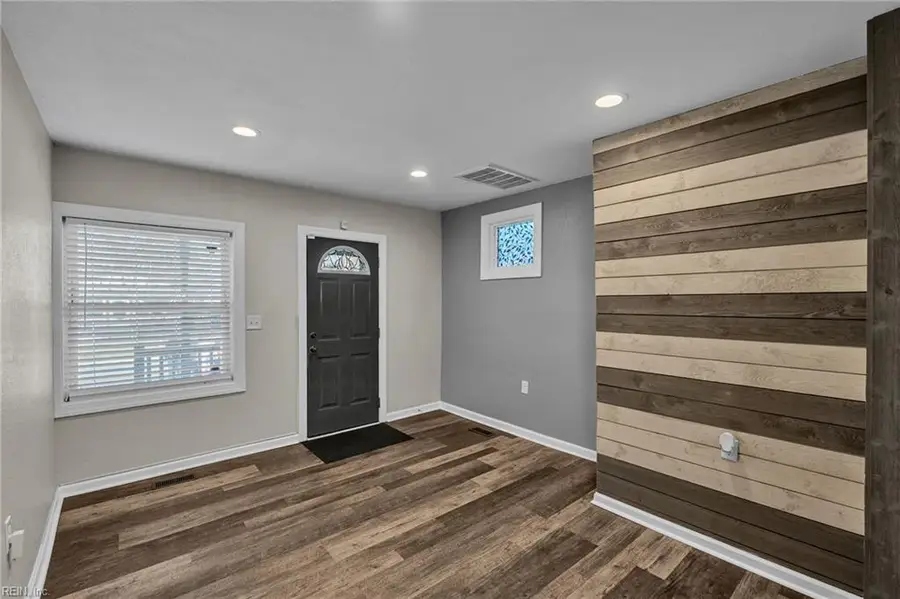 3212 Lens Avenue, Norfolk, VA 23509 - #3