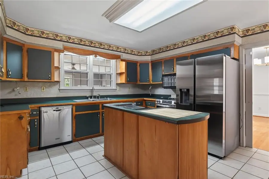 217 Cedar Road, Chesapeake, VA 23322 - #2