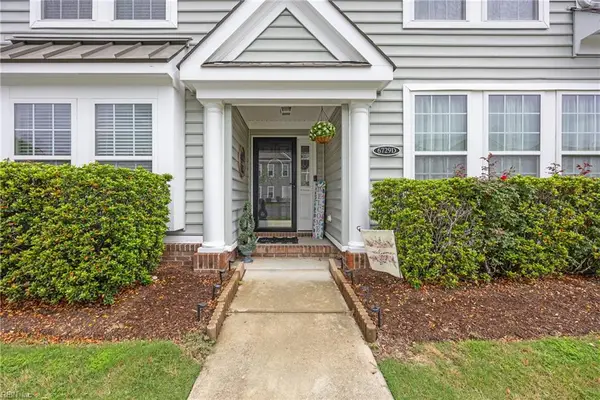 6729 Hampton Roads Parkway #D, Suffolk, VA 23435