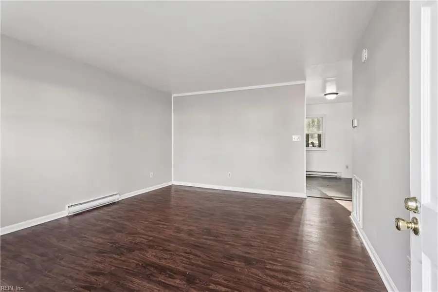 26 Hull Drive, Hampton, VA 23666 - #3