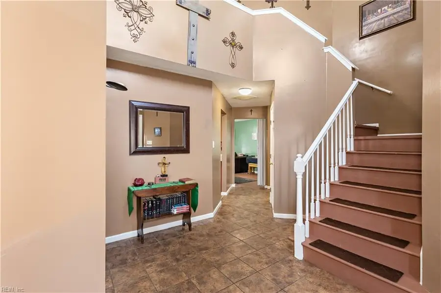 2492 Seven Kings Road, Virginia Beach, VA 23456 - #2