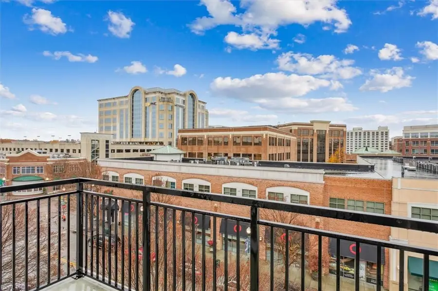 670 Town Center Drive #406, Newport News, VA 23606 - #3