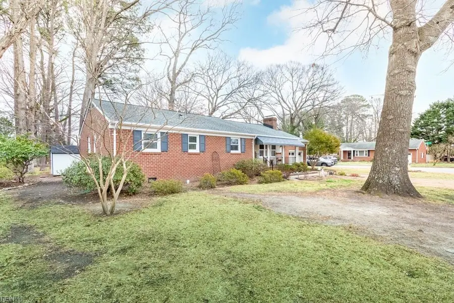 15 Sanford Drive, Newport News, VA 23601 - #3