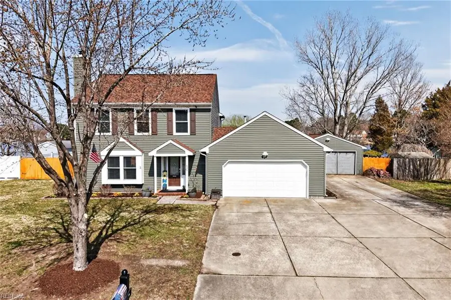 633 Creekwood Drive, Chesapeake, VA 23323 - #2