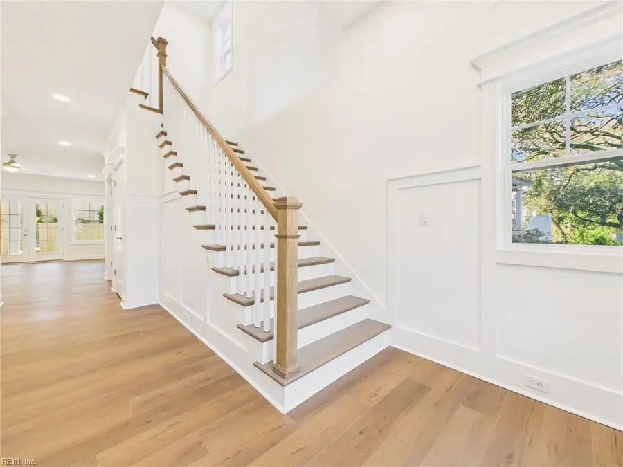 3849 Jefferson Boulevard, Virginia Beach, VA 23455 - #3