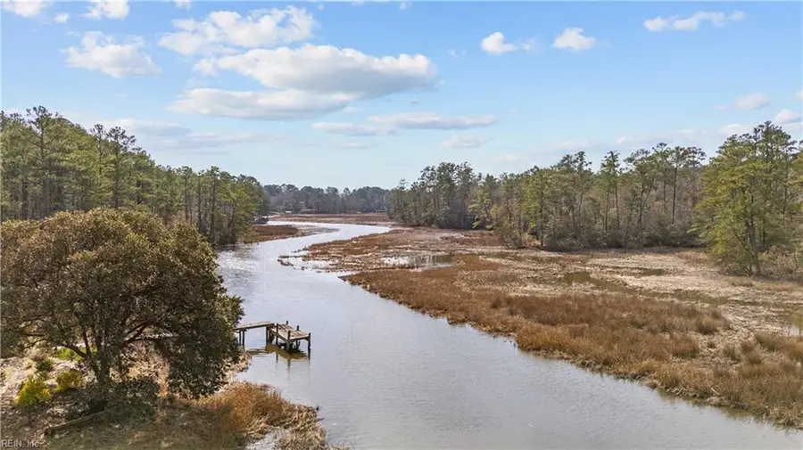 102 Kay Court, Carrollton, VA 23314 - #3