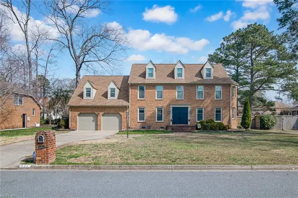 621 Wickwood Drive, Chesapeake, VA 23322