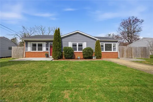 4724 Lonewillow Lane, Virginia Beach, VA 23455