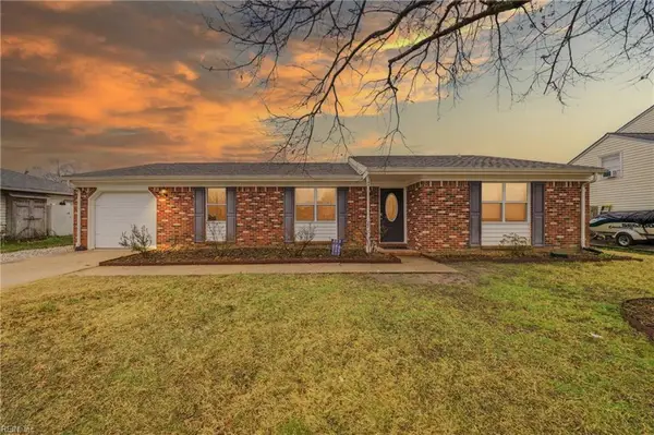 2009 Livingston Oak Drive, Virginia Beach, VA 23464