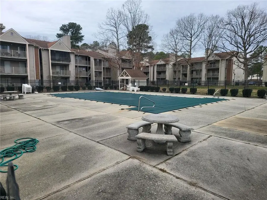 541 Pineland Circle #301, Newport News, VA 23608 - #3