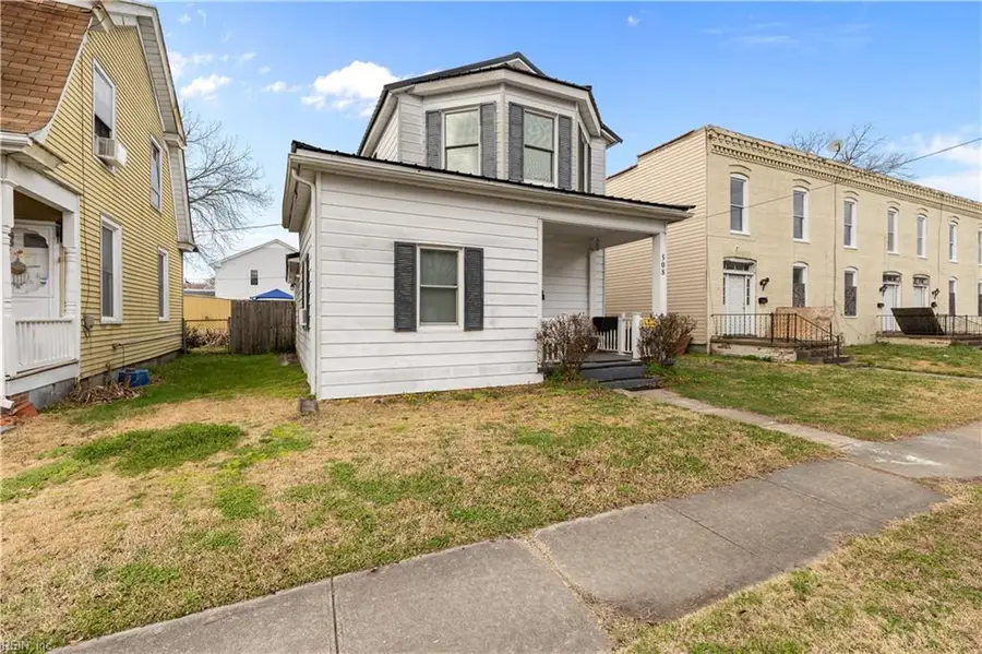 508 W 2nd Avenue, Franklin, VA 23851 - #3