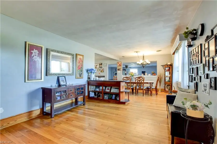 44 N Court Street, Windsor, VA 23487 - #2