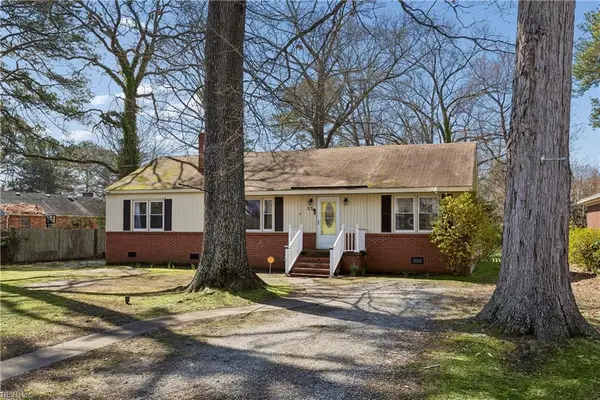 33 Rutledge Road, Newport News, VA 23601