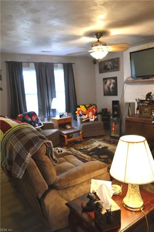 4446 Desert Road, Suffolk, VA 23434 - #3